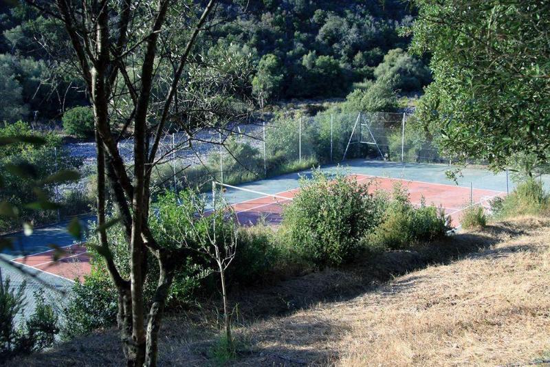 ホテル Eden Park Serriera  エクステリア 写真